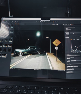 Зйомка авто на фоні американського хайвею: реалізація в Stage 3 Darkness