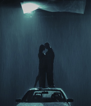 штучний дощ студія київ  | оренда студії з дощем Київ | аквазона оренда | зйомка з дощем Київ