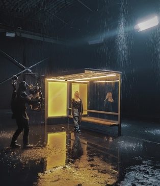 павільйон для кінозйомок з дощем | rain effect studio Kyiv | artificial rain filming Kyiv | controlled rain stage rental