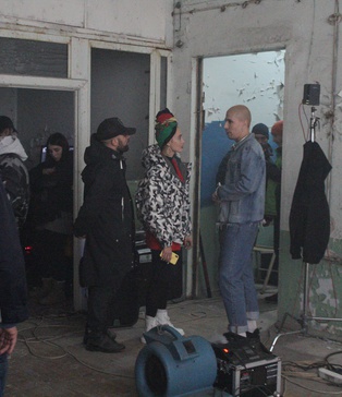 Quest Pistols |BACKSTAGE | фото зі зйомок кліпу | Зйомки кліпу Київ | Павільйон для зйомок | Як знімають кліп