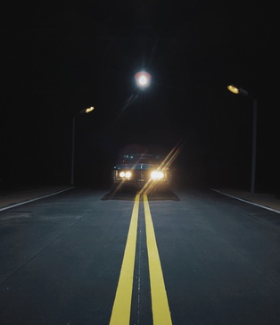 Зйомка авто в павільйоні: повний контроль атмосфери та світлового малюнку