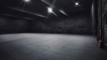 Чорний павільйон Київ | оренда Київ павільйон для зйомок | Оренда знімального павільйону Київ | Знімальний павільйон оренда