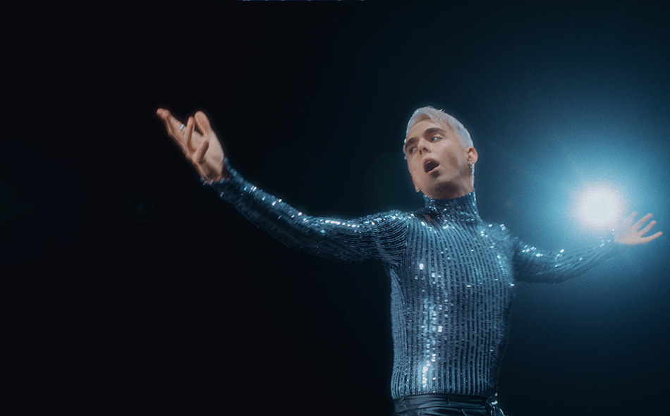 Студія з LED екранами та лазерним обладнанням для масштабних відеопроєктів