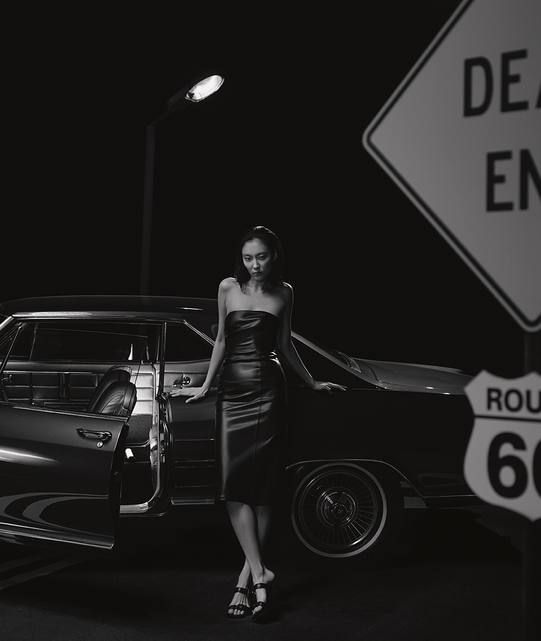 Професійна фотосесія авто з використанням кіносвітла та сет-дизайну