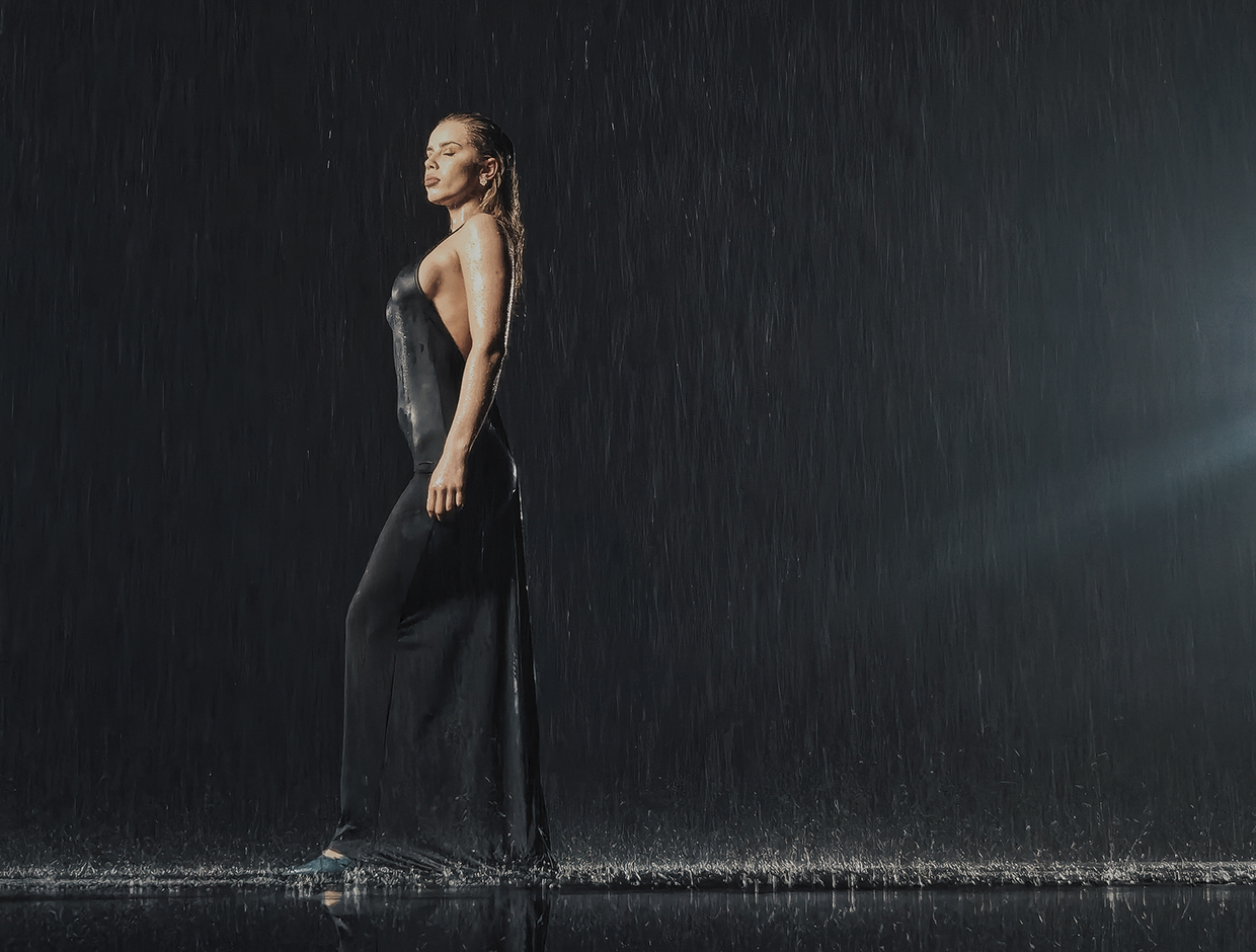 Студія з водою Київ | фотосесія у студії з водою | аквастудія Київ | вода фотостудія | дощ фотостудія київ | фотостудія з аквазоною | оренда аквастудій (аквазон) у Києві | Мокра студія