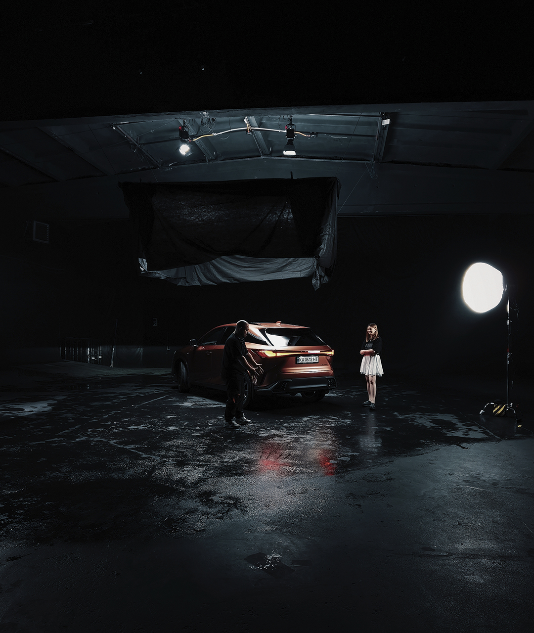 Зйомка автомобільних тест-драйвів у контрольованому середовищі