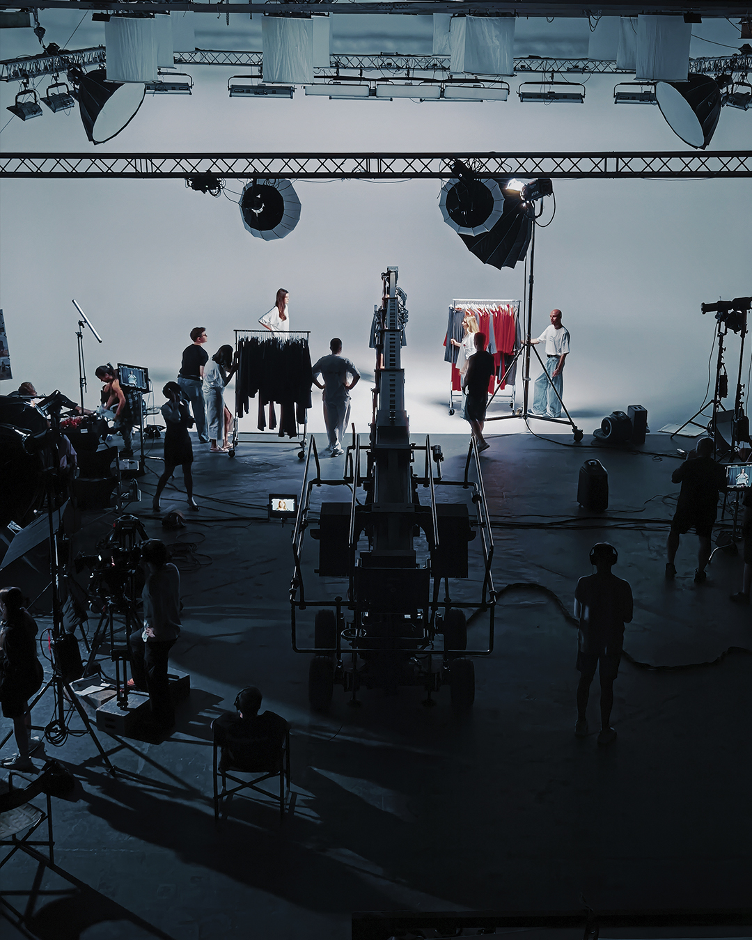 краща локація для зйомки українських брендів Київ | SP Studio циклорама | зйомка на білій циклорамі