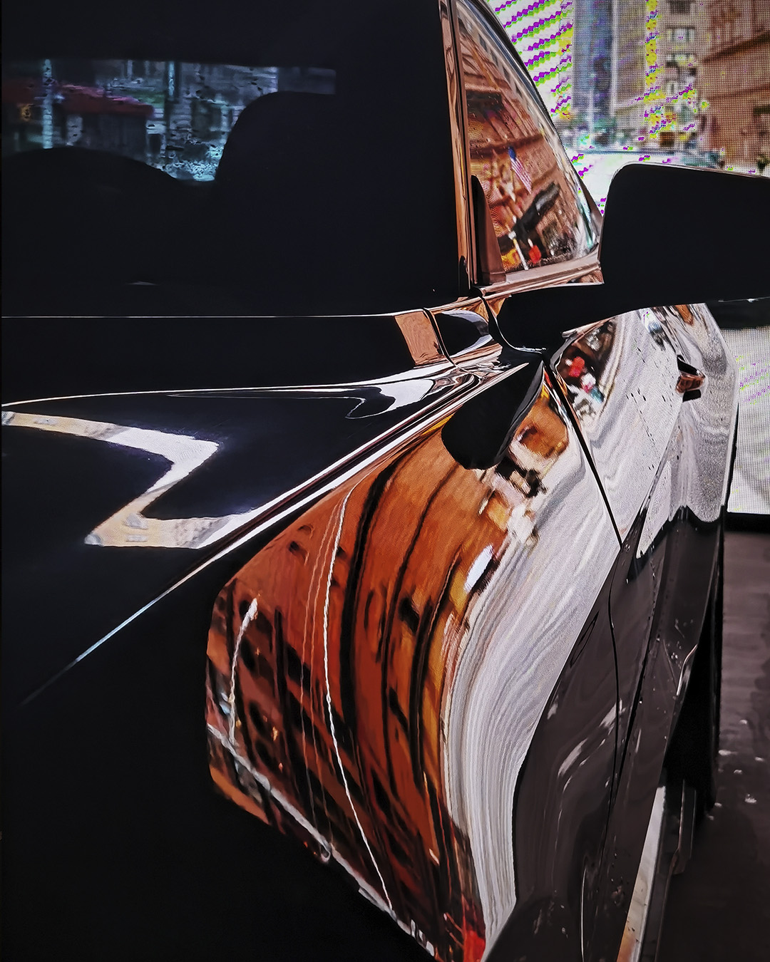 Оренда чорної студії з екраном для віртуального продакшну