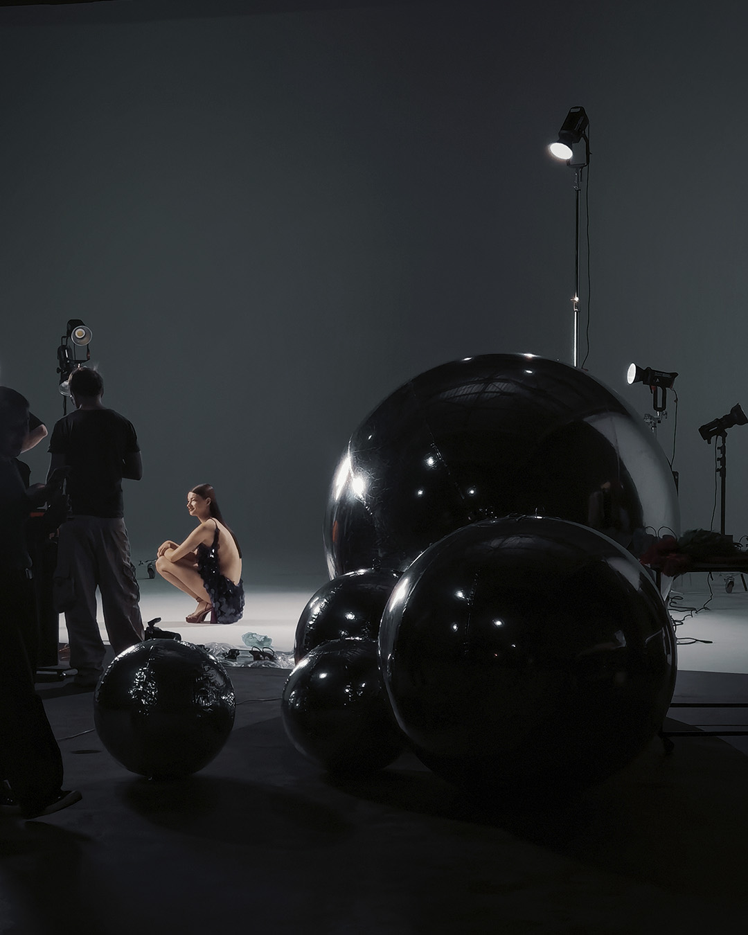 фотозйомка-на-білій-циклорамі-для-Cultnaked-оренда-великої-фото-студії-Київ