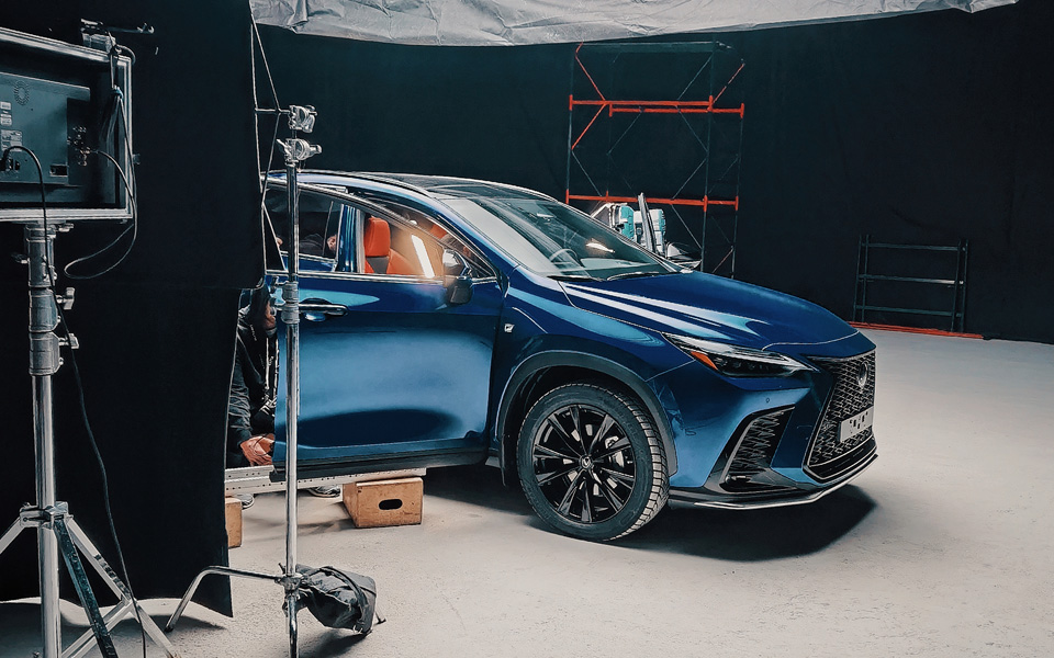 Lexus NX - Essence in details | Зйомка автомобілів у павільйоні | Автомобіль у фотостудії | Зйомка авто у студії | Знімальний павільйон Київ