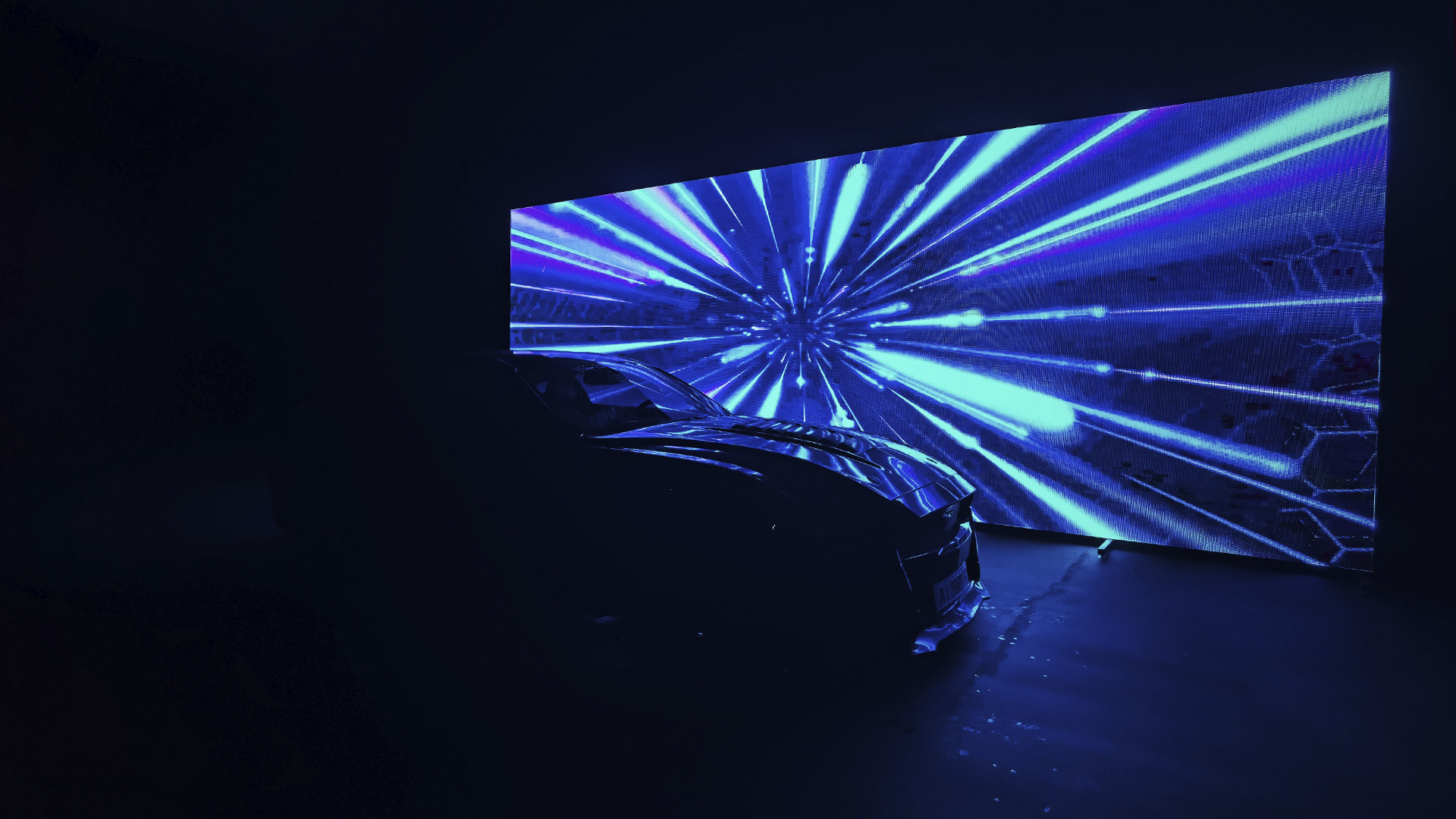 Світловий об'єм та імітація руху за допомогою LED Wall 8x3м