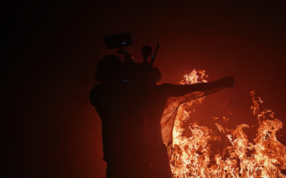 оренда-студії-для-зйомки-з-вогнем-студія-з-водою-оренда-Київ-аквазонав-студії-оренда-оренда-студії-з-вогнем-в-Києві