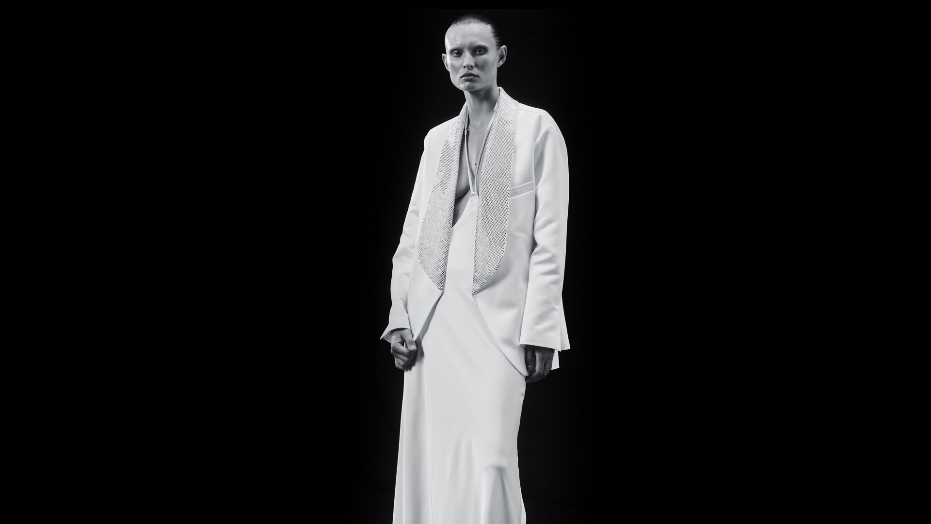 GASANOVA | NYFW 2022 |Чорний павільйон для зйомок | Оренда павільйону для зйомок | Чорний павільйон Київ | Оренда павільйону для зйомок |