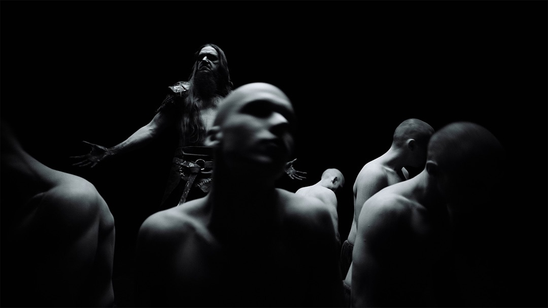 HELL-ON-Preparation-for-the-Ritual-Music-Video-Stage-1-Black-SP-Studio-Tementiy-Pronov-чорна-циклорама-оренда-зйомка-в-чорній-студії