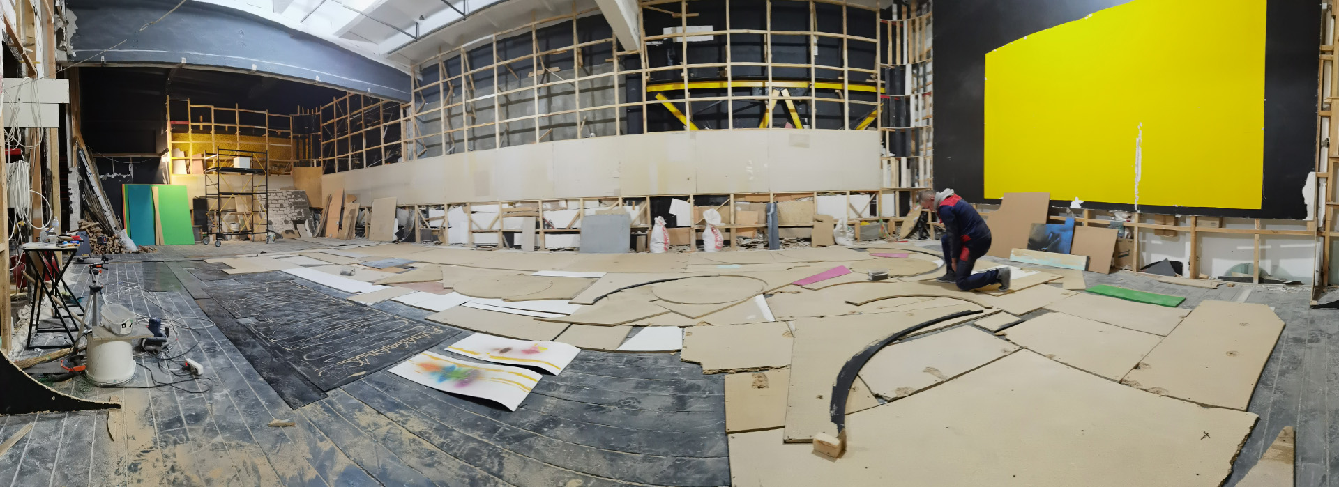 Процес перепланування та будівництва нового знімального павільйону в SP1