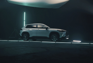Зйомка Toyota Corolla Cross | Студія для зйомок авто | Зйомка автомобілів у павільйоні | Локація зйомки авто
